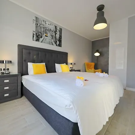 Marine Luxury Apartament *