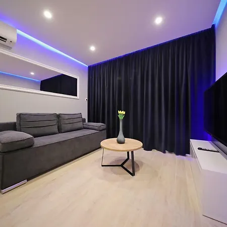 Marine Luxury Apartament *