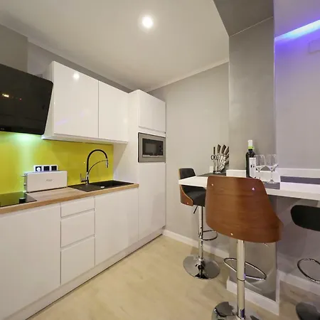 Marine Luxury זאדאר