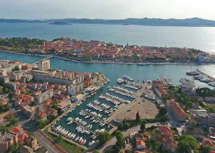 Apartment Marine Luxury